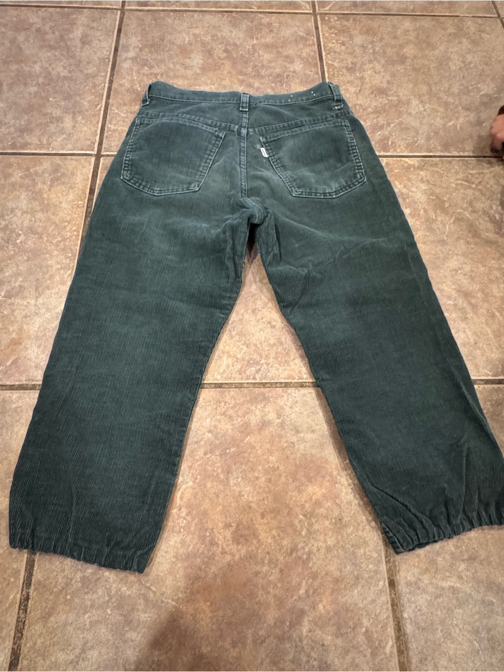 Vintage White Tab Levi's Big E Green Corduroy Relaxed Fit Women's Capris